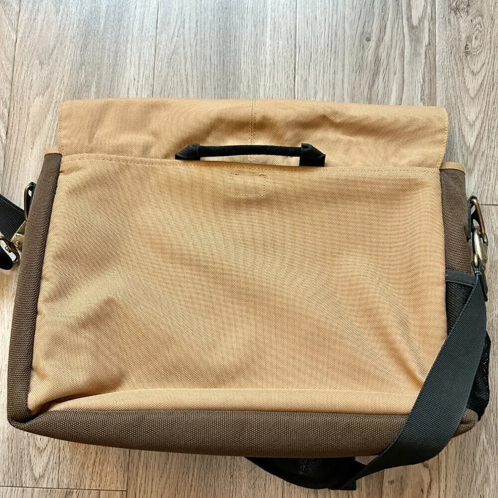 Timberland Vintage Style Brown Messenger Bag